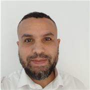Je donne des cours particuliers en Maths aux collègiens et lycéens. Je peux aussi donner des cours en réseaux informatiques